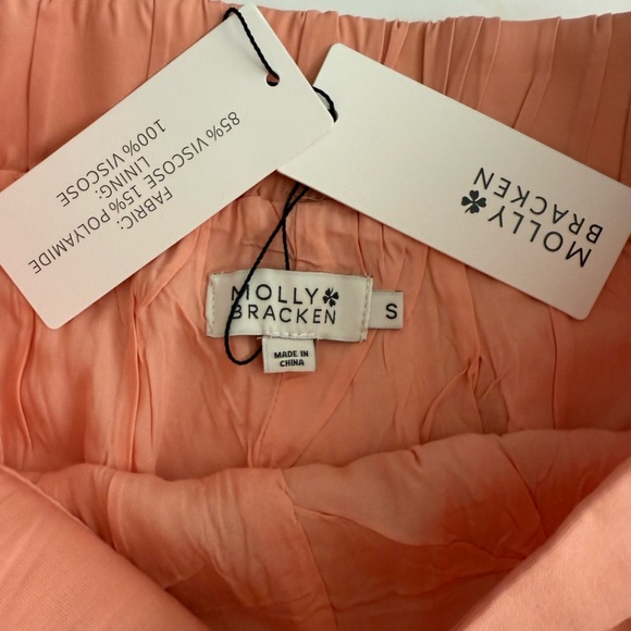 Molly Bracken Melon Pleated Mini Skirt w/ built in shorts underneath - Picture 4 of 6